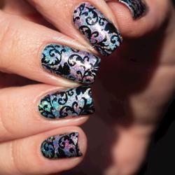 Step By Step stamping nail art - Holo swirl mani